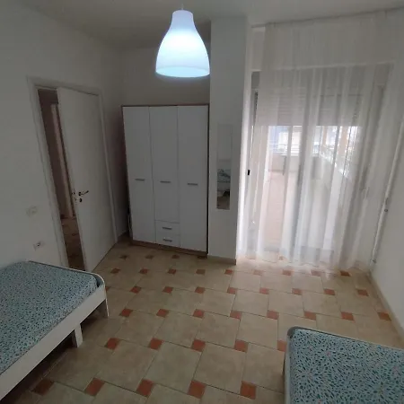 With Terrace - Waterfront Apartament