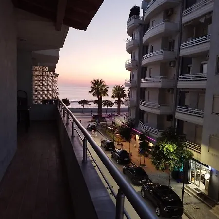 Apartament With Terrace - Waterfront *